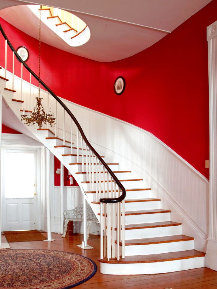 Escaleras roja y blanco