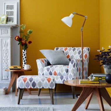 Desde la pintura hasta los accesorios, cómo incorporar el Color Mostaza en tu hogar