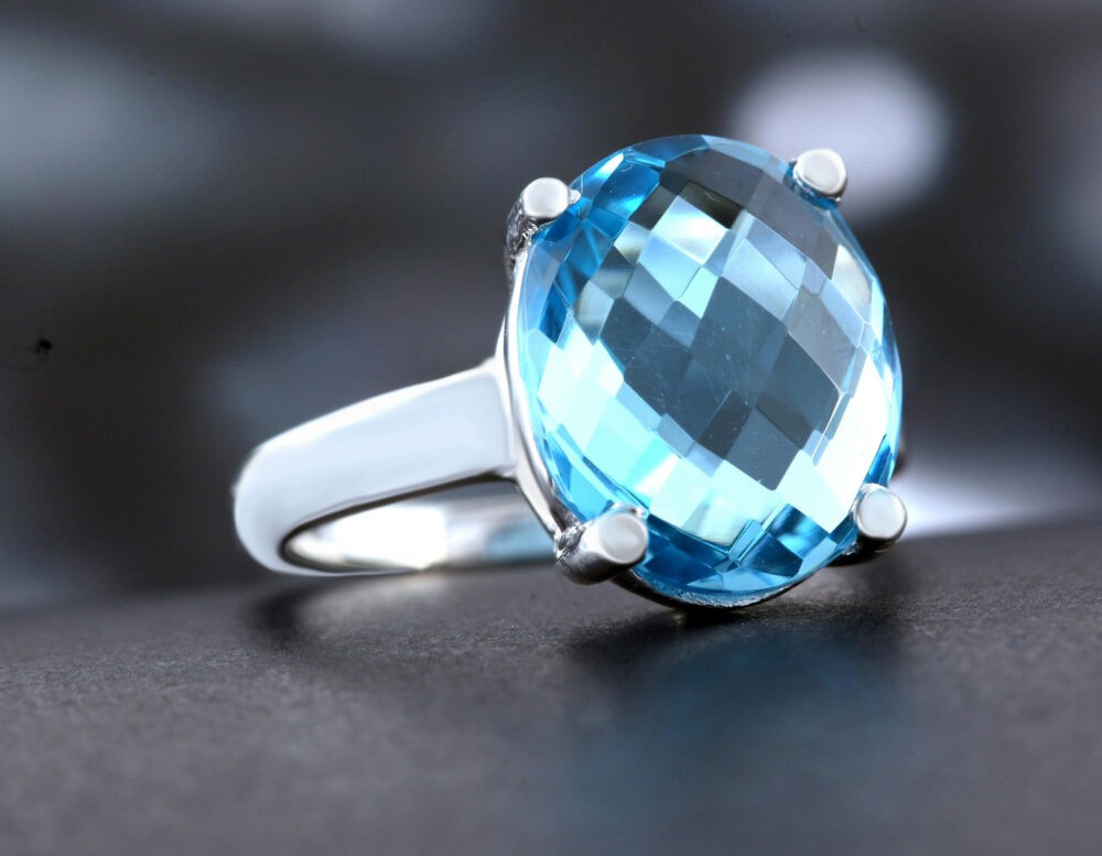 Joya azul aguamarina