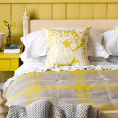 12 elegantes habitaciones en color amarillo