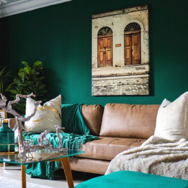 Verde Esmeralda, cómo usarlo para pintar y decorar