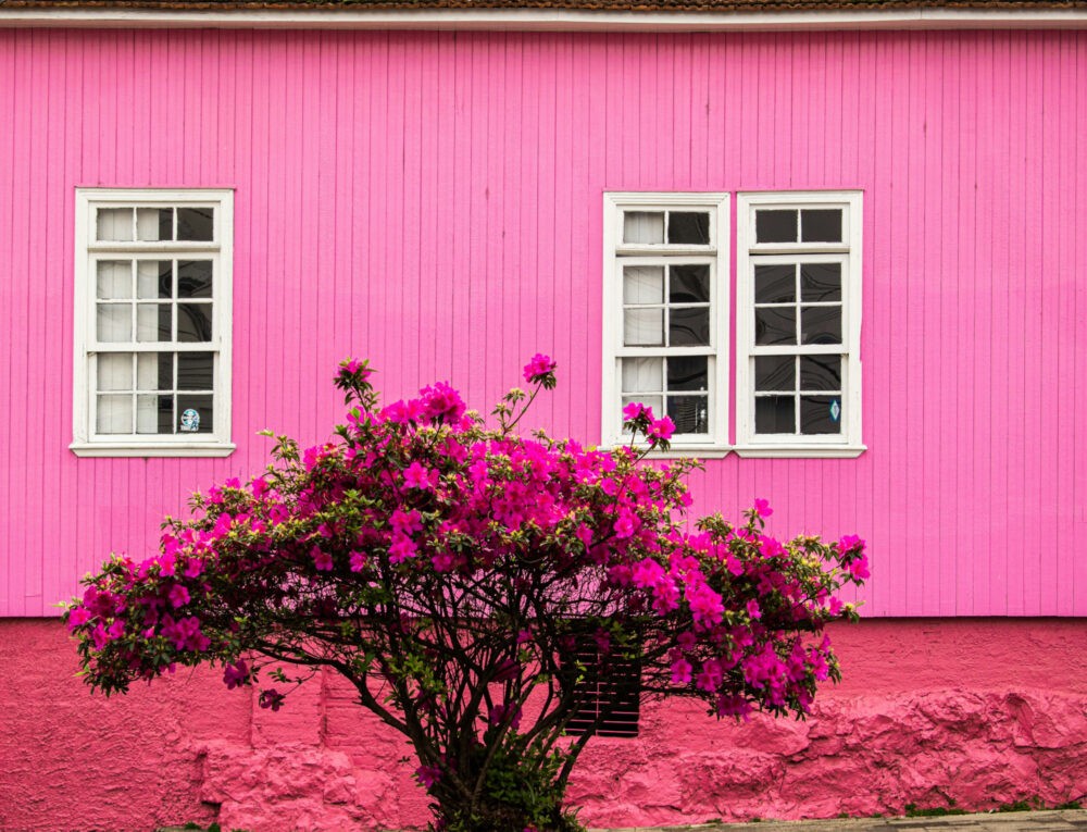 Casa sencilla rosa chicle