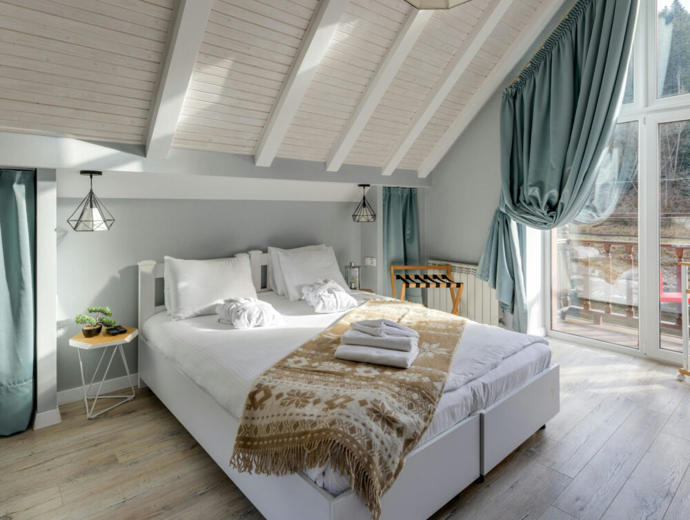 Decoración acogedora de hotel