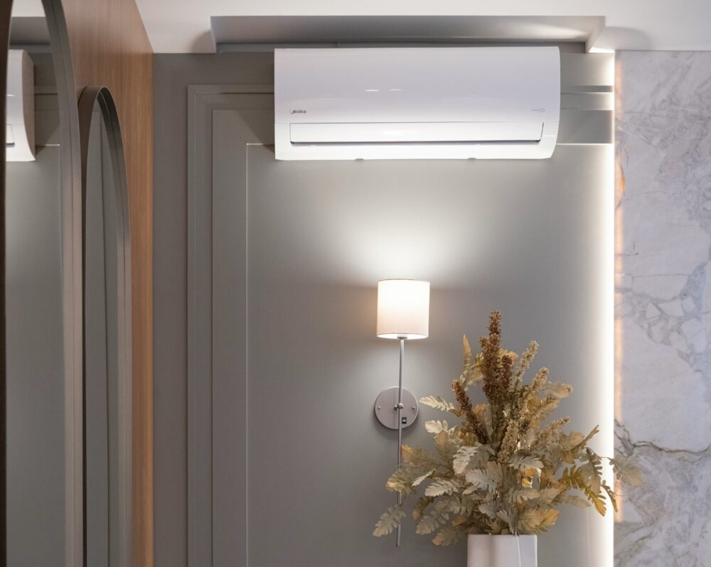Aire acondicionado split en la pared