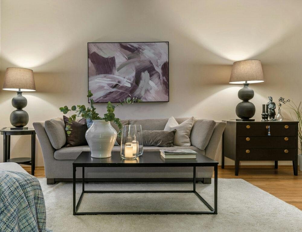 Base de la decoración de un salón con paredes en lino